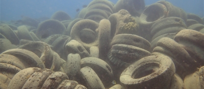 The top of the Cocos Lagoon tire mound (Photo: Guam EPA).